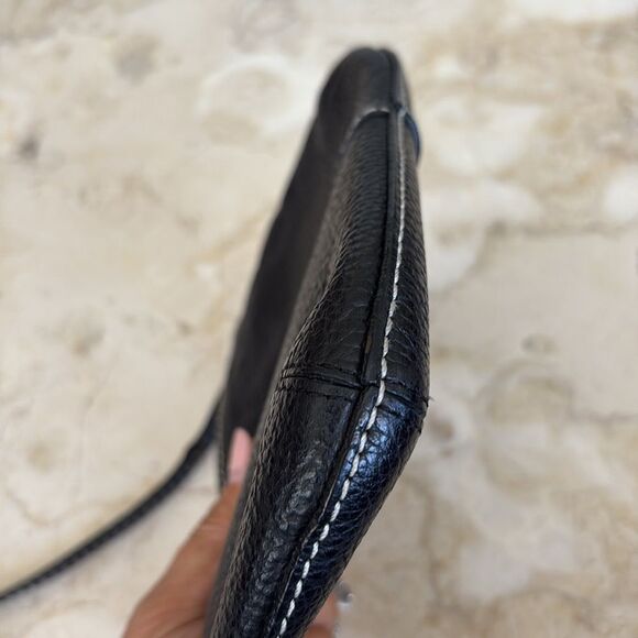 Gap Genuine Leather Wristlet Wallet-Bag - Picture 6 of 10